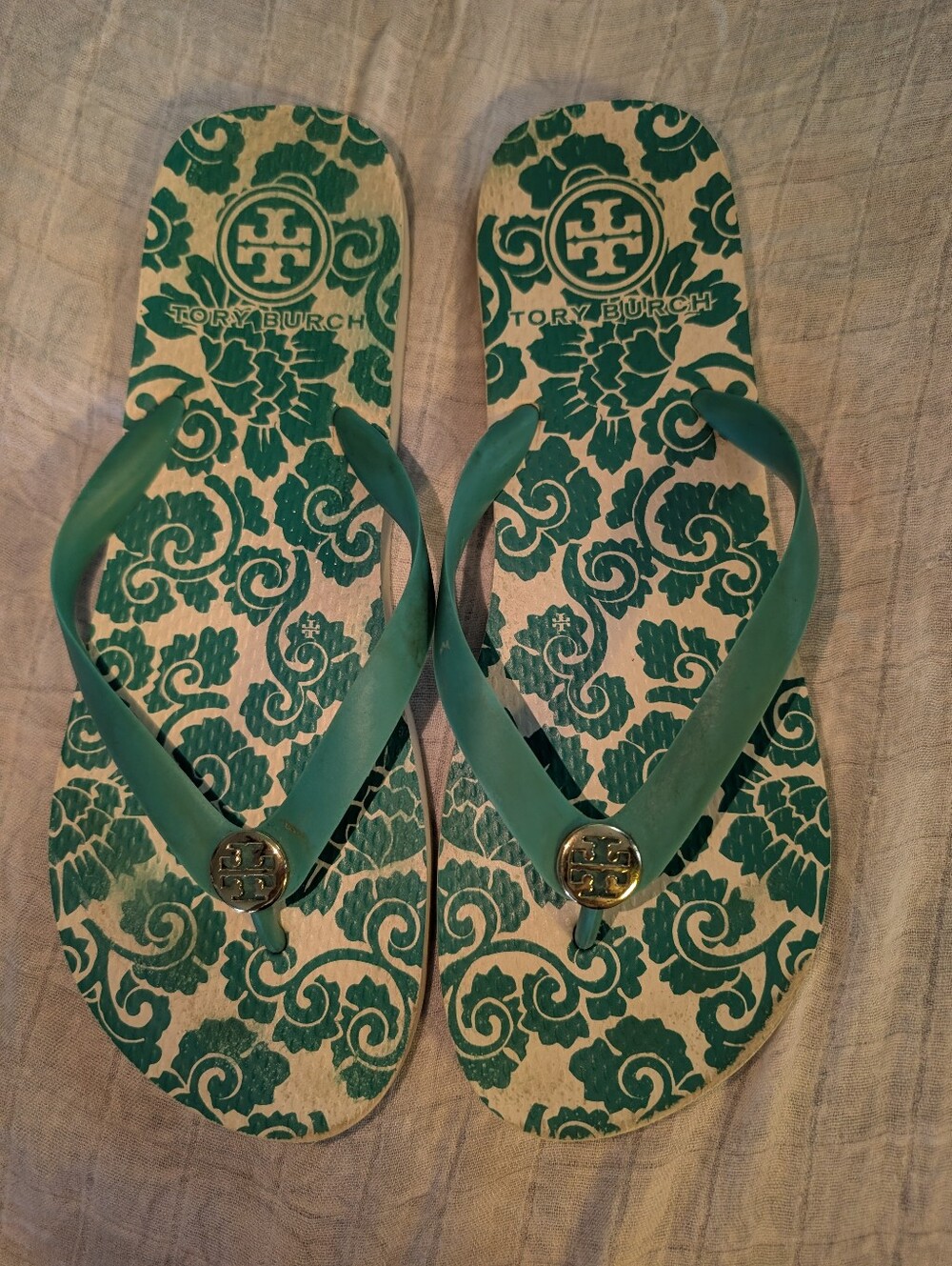 Tory Burch Logo Teal & Cream Rubber  Flip Flops Shoes sz 9-10 Cute Logo